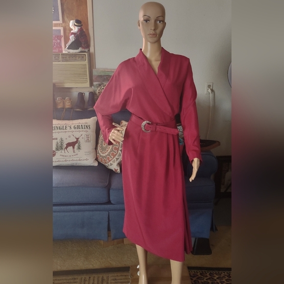 Dresses & Skirts - Vintage dress for women size M